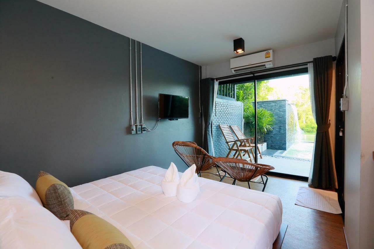 Canvas Family Home Trat Luaran gambar
