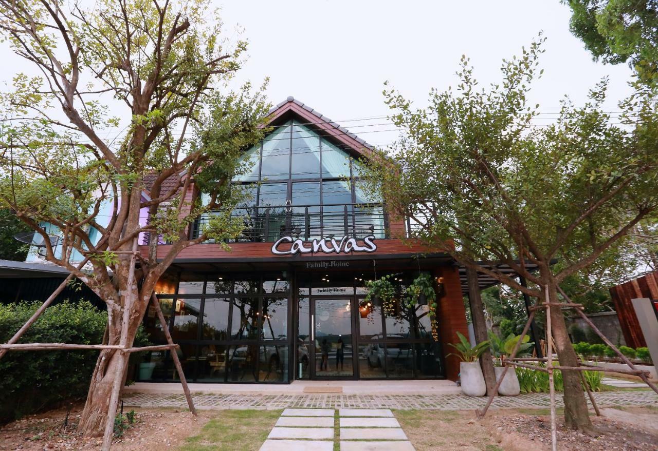 Canvas Family Home Trat Luaran gambar