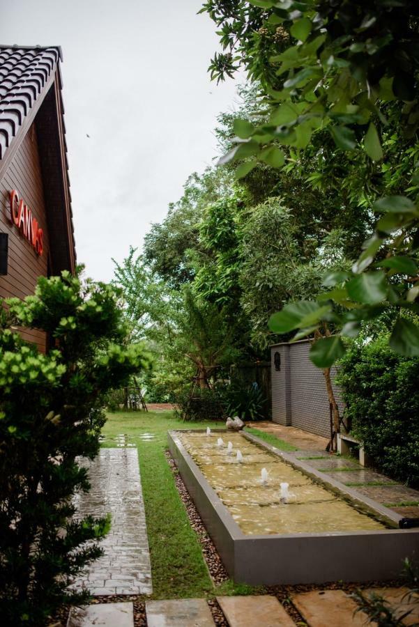 Canvas Family Home Trat Luaran gambar